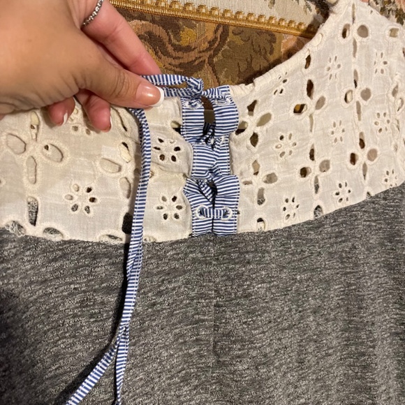Free People Gray and White Lace Blouse - Picture 4 of 7